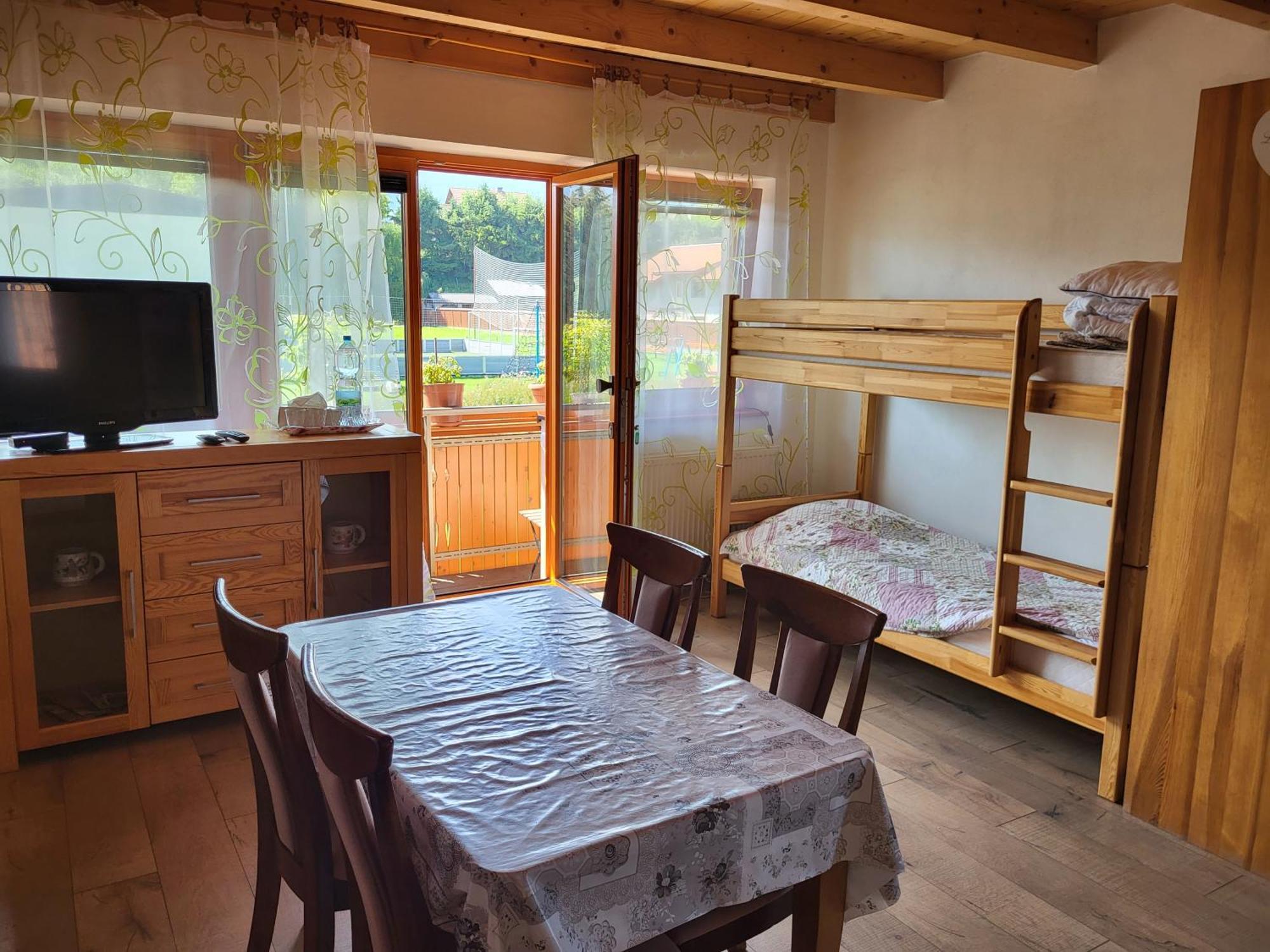 Hotel Privat Nika Závažná Poruba Habitación foto